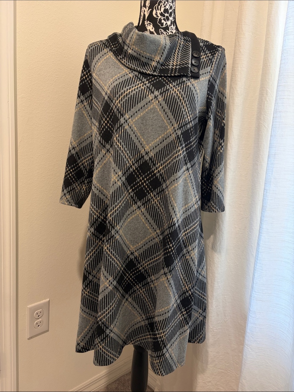Sandra Darren Black and Gray Plaid Cowl Neck Knit Dress